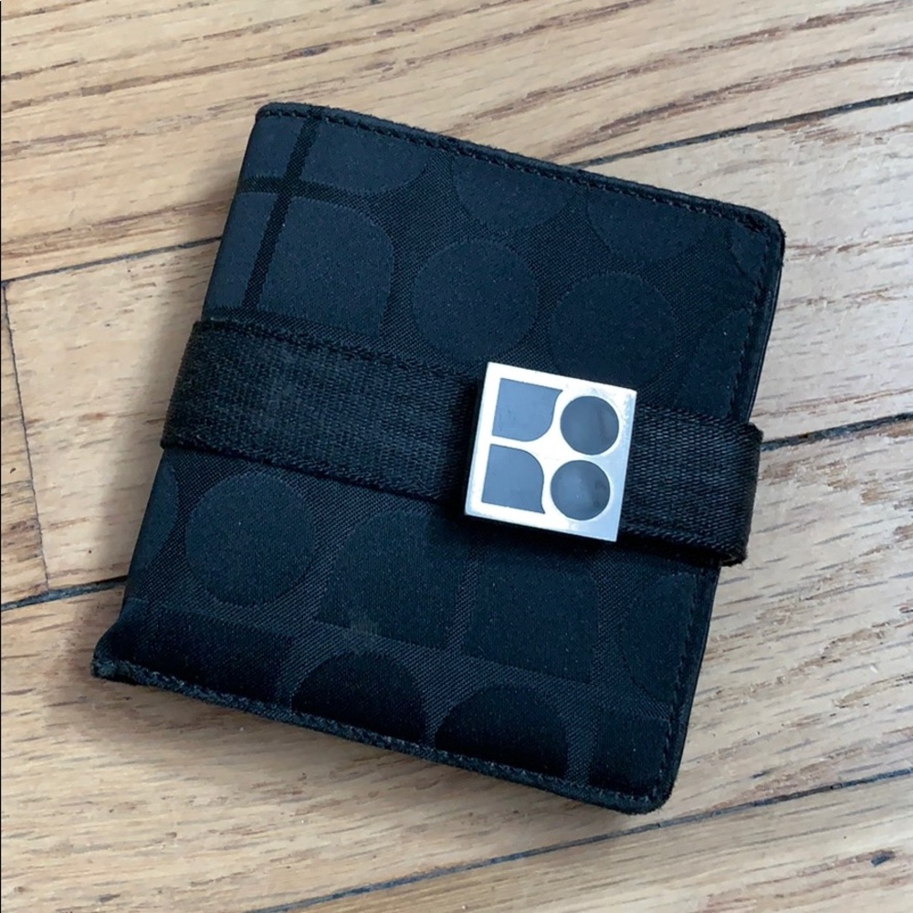 Used kate spade wallet